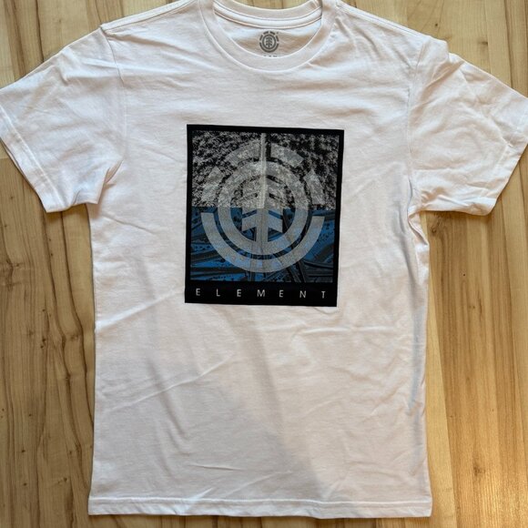 Boys Tee Shirt Bundle (3) - Picture 6 of 8